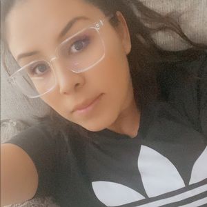 Meet your Posher, Stacy